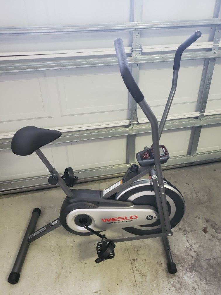 Weslo Cross Cycle Upright Exercise Bike Like New for Sale in Tampa FL OfferUp