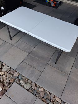 Academy Sports 4ft folding table with handle