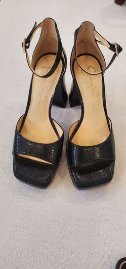 Jessica Simpson black heels 7.5