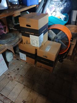 3 Y 3 1 /2 Ton Compresor 410 Nuebas $350 Cada Una Each 