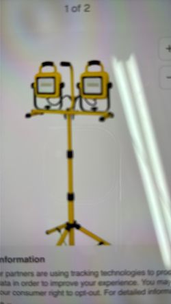 Work light with tripod