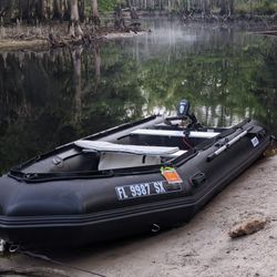 Bris inflatable boat