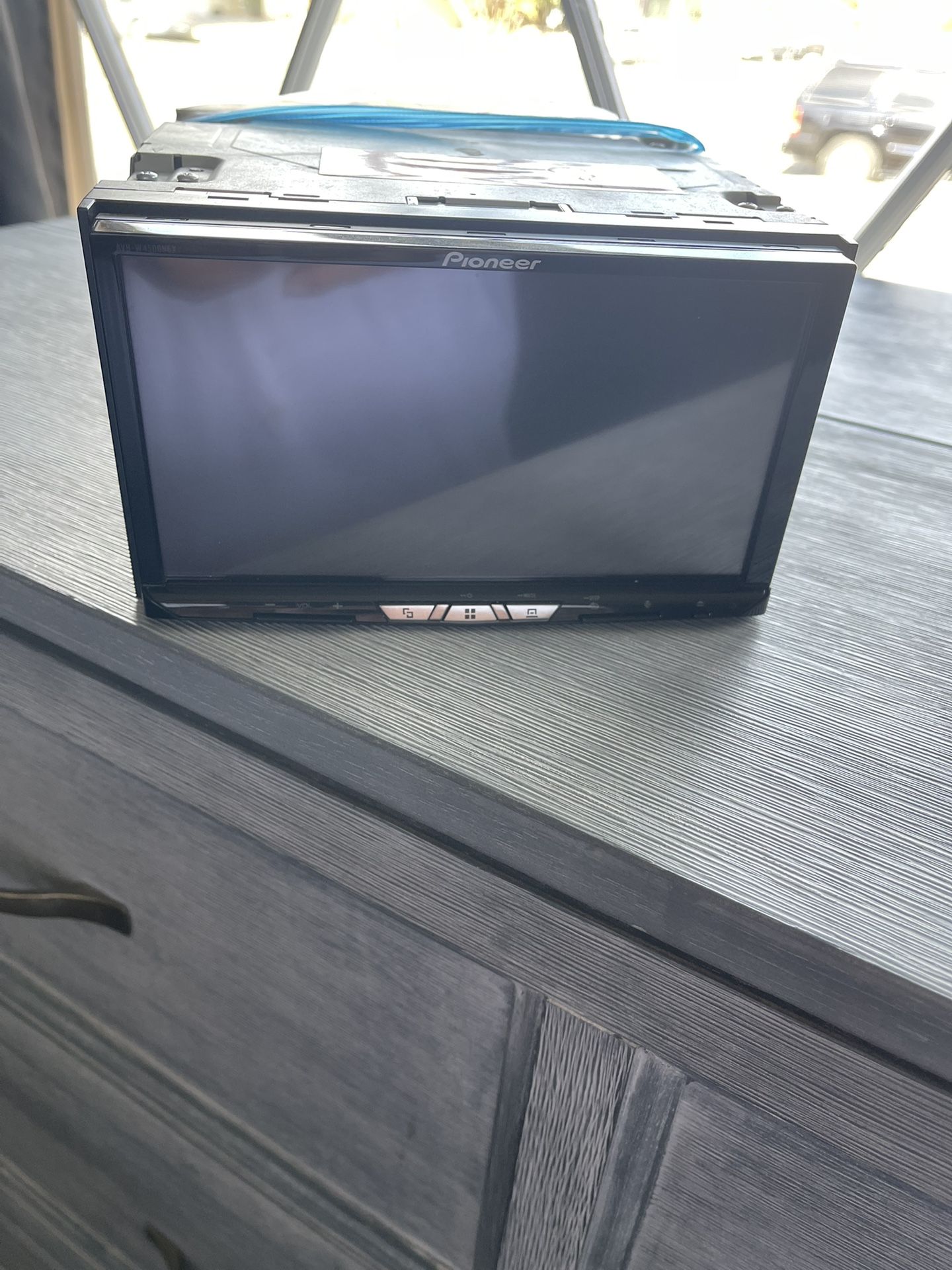 PIONEER DOUBLE DIN LIKE NEW $700