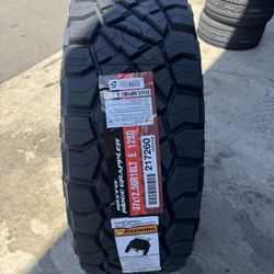 37/12.5/18 Nitto Ridge Grappler