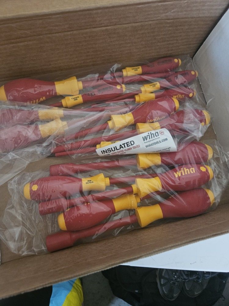 Wiha Insulated Tool Set