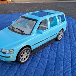 Barbie Volvo V70 Wagon