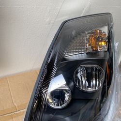 04-16 Volvo LED Headlight Driver Side 