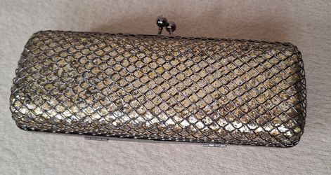 VINTAGE GOLD EVENING CLUTCH WITH CRYSTAL CLASP