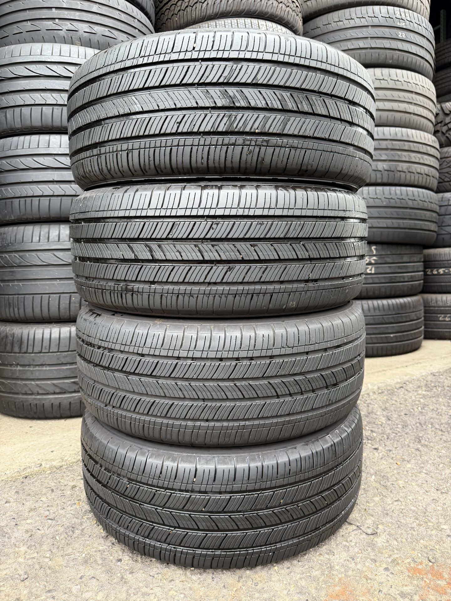 225/50/17 Michelin Energy Saver (4) Tires