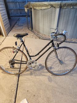 Schwinn Continental 80' Girls 10 Speed