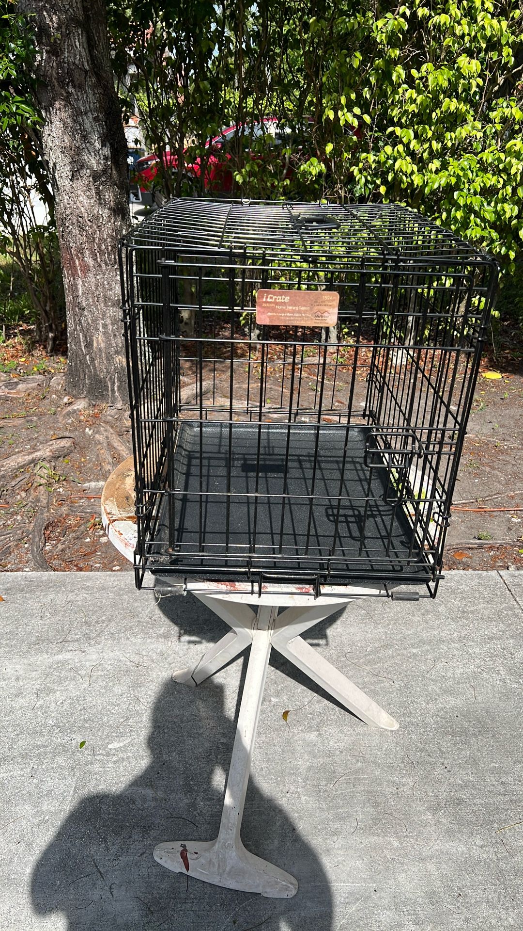 Dog/cat Crate Like New