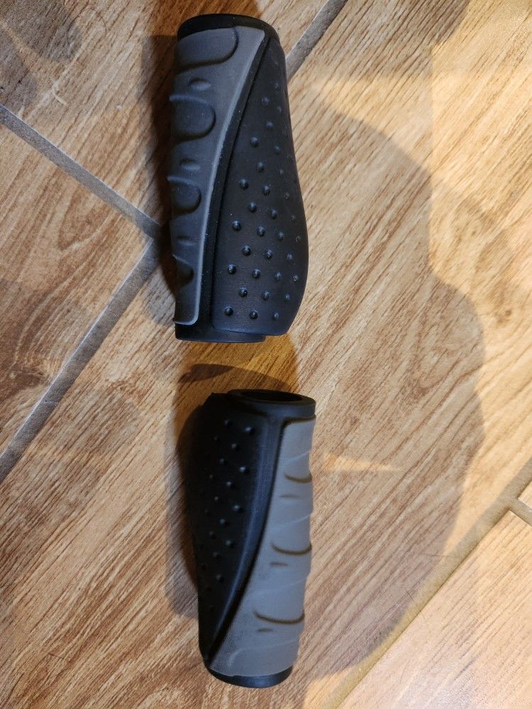 3.6" Ergonomic Rubber Bike Handles