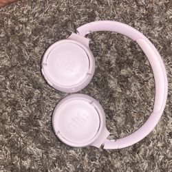 Wireless JbL Headphones 