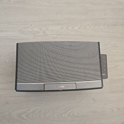 Bose SoundDock N123 Portable Music System iPod Dock