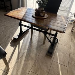 Industrial Crank Dining Table 