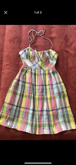 A Lot Of Clothes For Sale All Namebrand Brand New