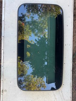 2013-2016 Mazda CX-5 roof glass