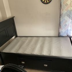 Twin Size Bed With Three Draws/no Mattress