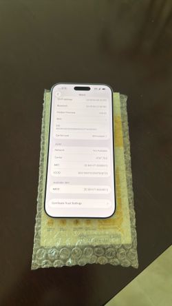 iPhone 17 pro max 256gb att like new