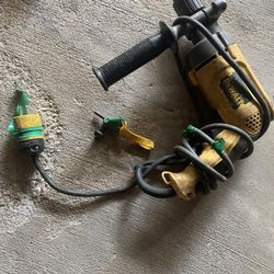 Dewalt Drill With Chuck 