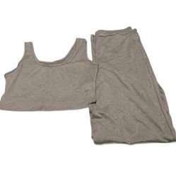 Woman’s 2-Piece Lounging Set