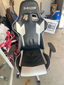Gaming chair