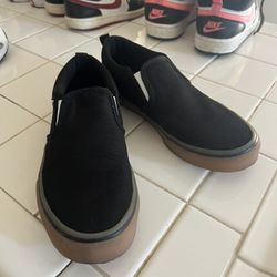 Black Vans Brown Bottoms