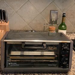 Black &Decker Toast -R- Oven/ Boiler
