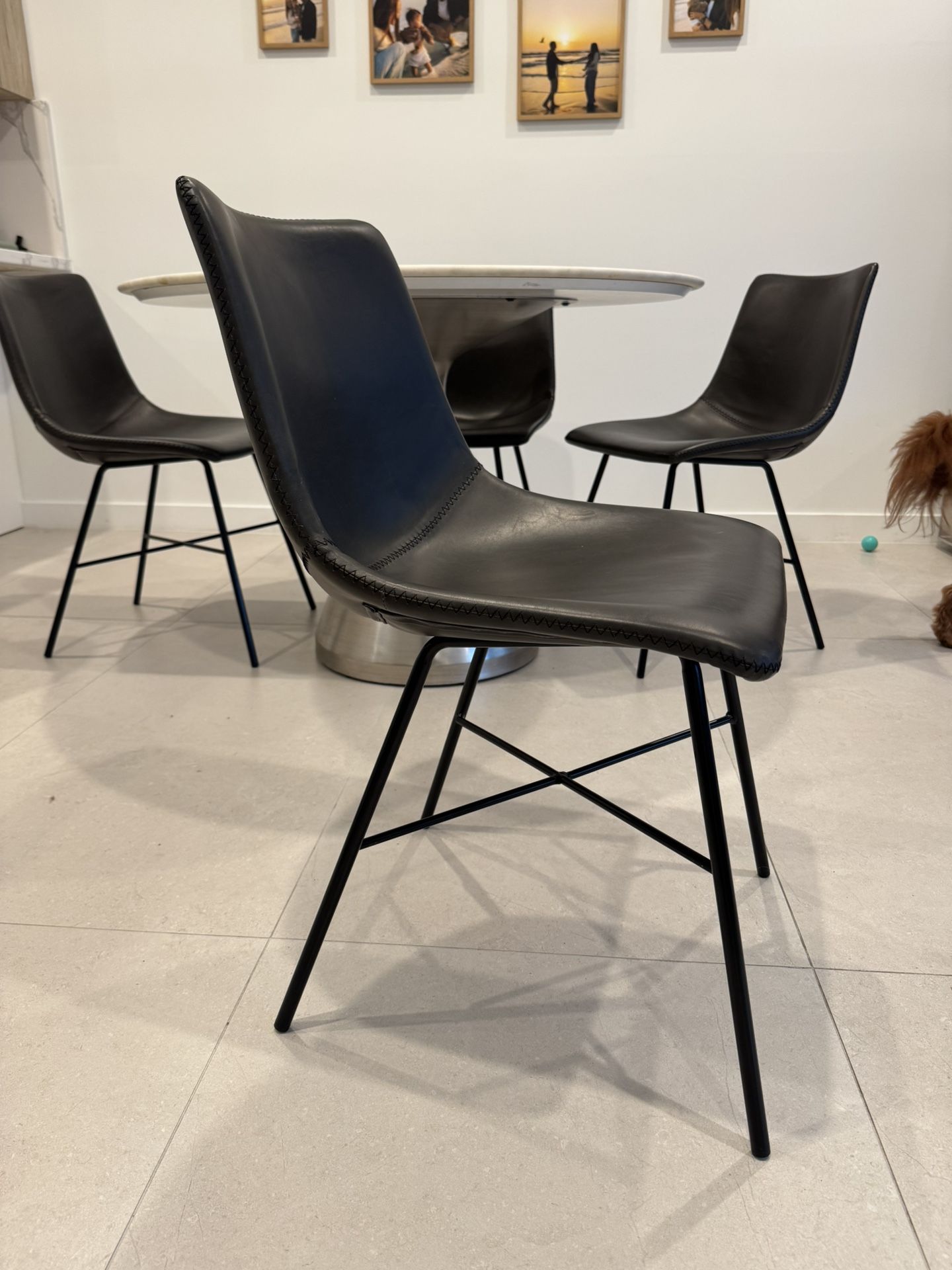 Dining Room Chairs (6)