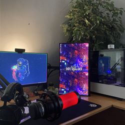 Gaming Setup  WILL TRADE FOR MACBOOK