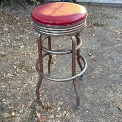 Bat Stool Free
