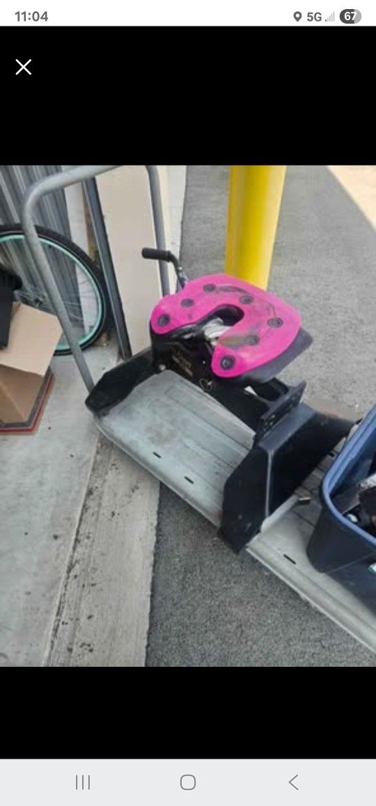 5th wheel hitch for sale curt A25