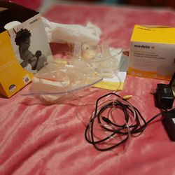 Electric Breast Pump And Nursing Pads