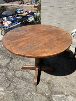Wood folding leaf table