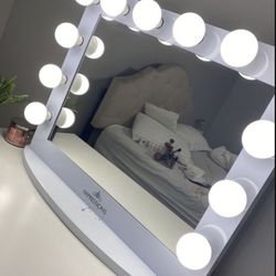Vanity Mirror 