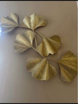 4 Gold Metal Ginkgo Leaf Wall Art