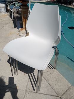 Set of 3 Maui Style Stackable Flex-back Chairs