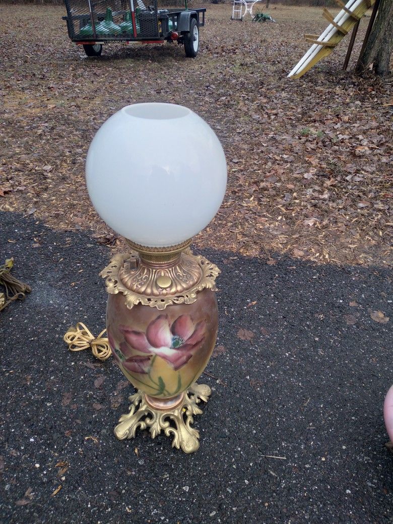 Gwtw Antique Kerosene Lamp Electrified Victorian