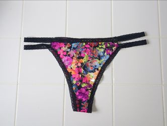 New Love Pink Thongs XXL Lace double straps lace floral