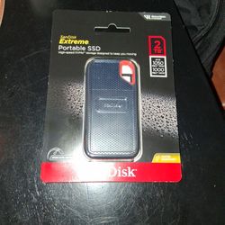 SanDisk Extreme Portable SSD 2TB External Storage Hard Drive
