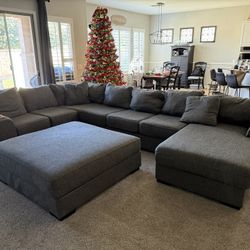 Charcoal gray sectional couch w/ lg ottoman