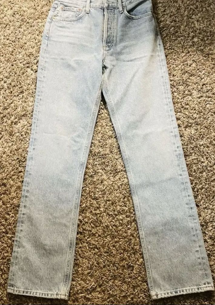 Women’s Jeans