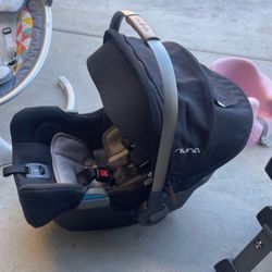 Nuna Pipa carseat