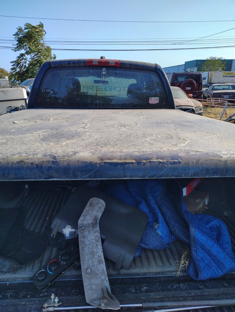 Dodge Ram Shortbed Tonneau Cover