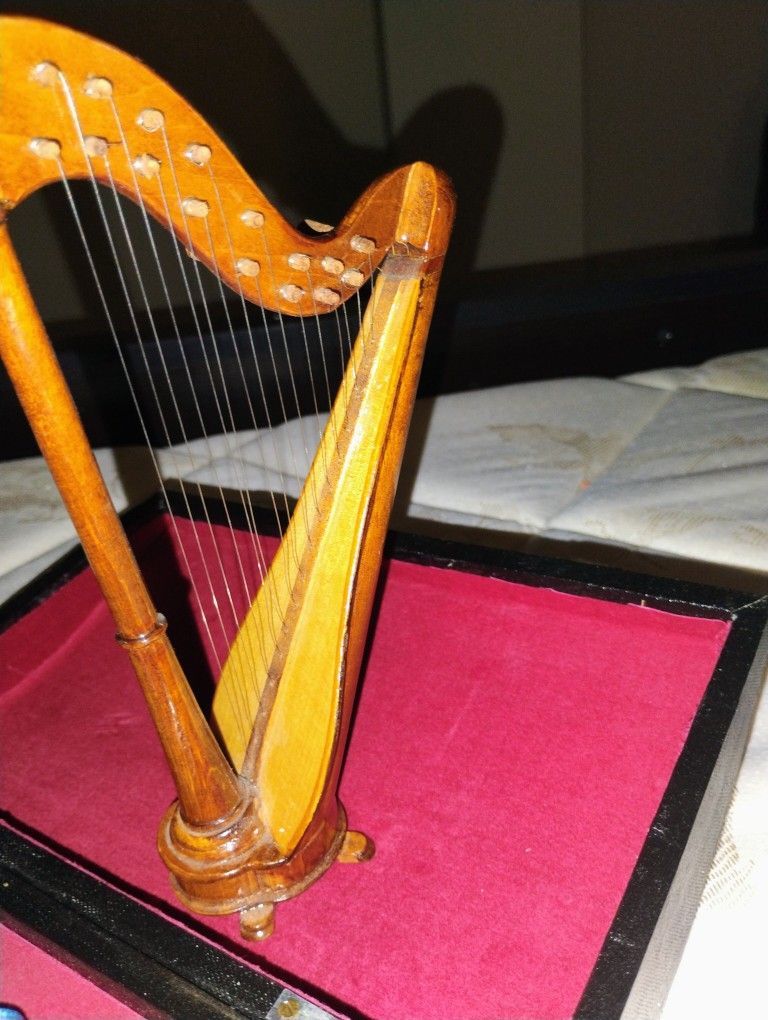 Little Harp