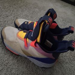 Air Jordan 33  "Visible Utility"
