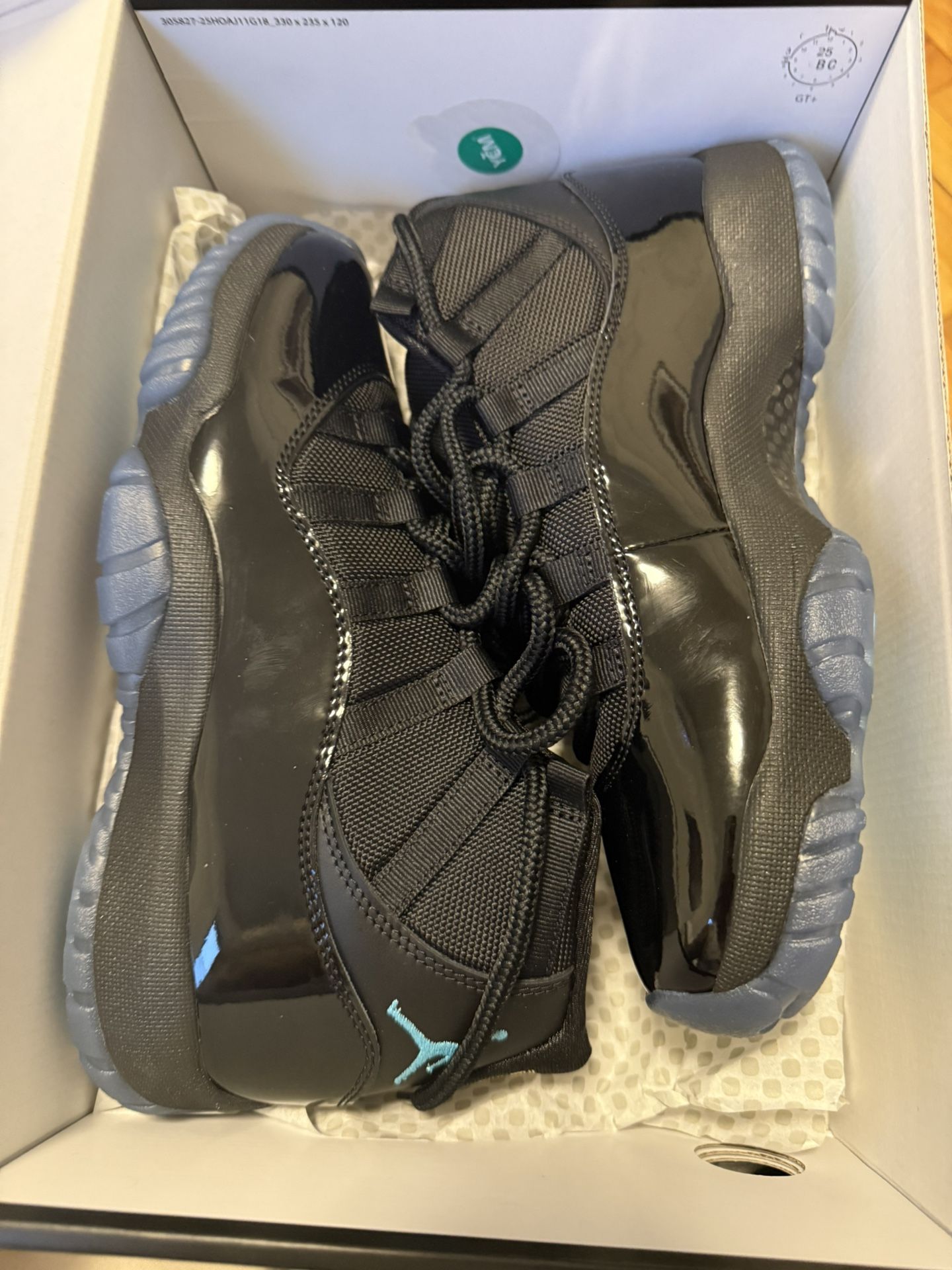 Size 8.5 Gammas Never Worn