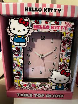 Hello Kitty Small Clock