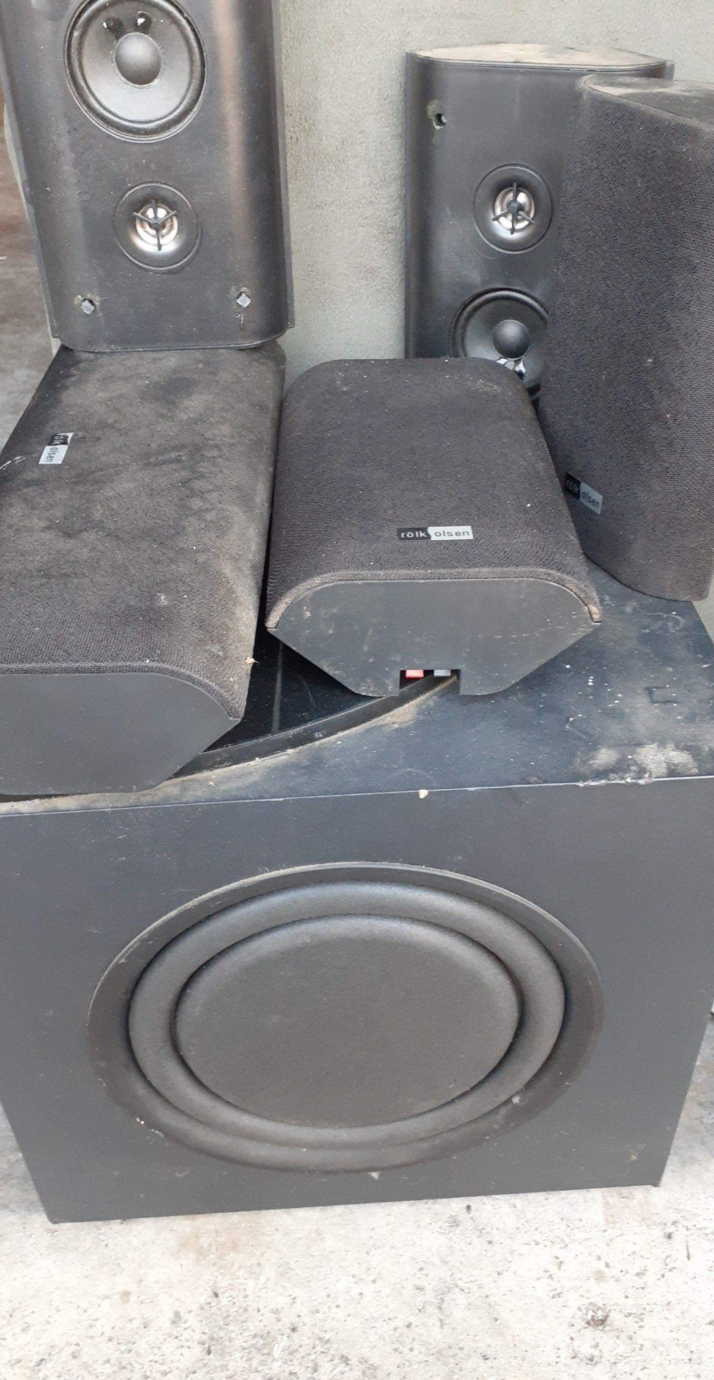 Surround sound system