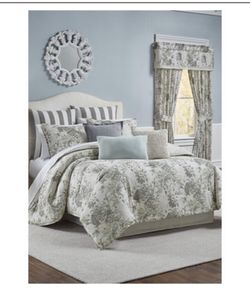 Kensington Bloom 4 Piece Comforter Set